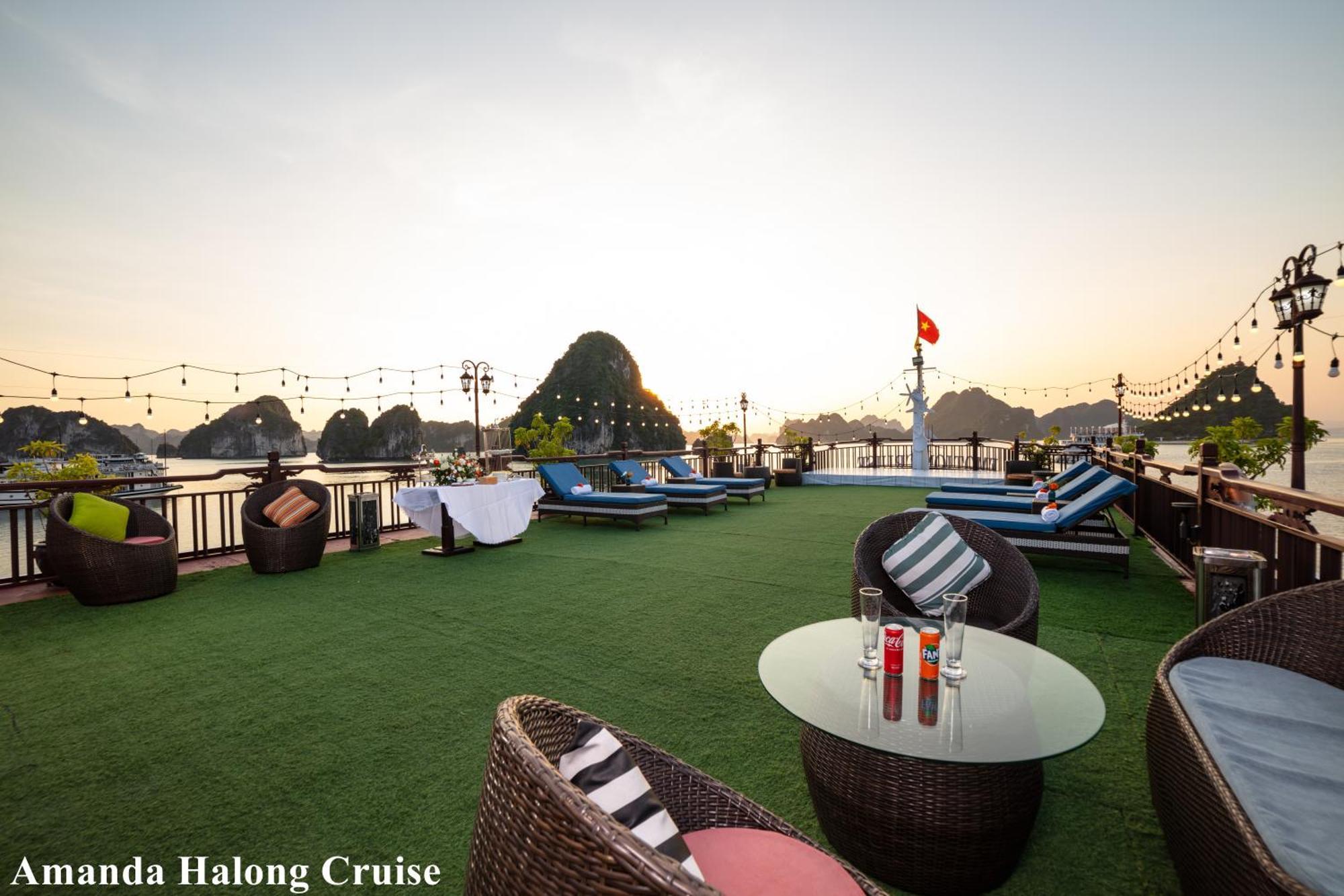 Amanda Luxury Cruise Hotel Ha Long Exterior photo