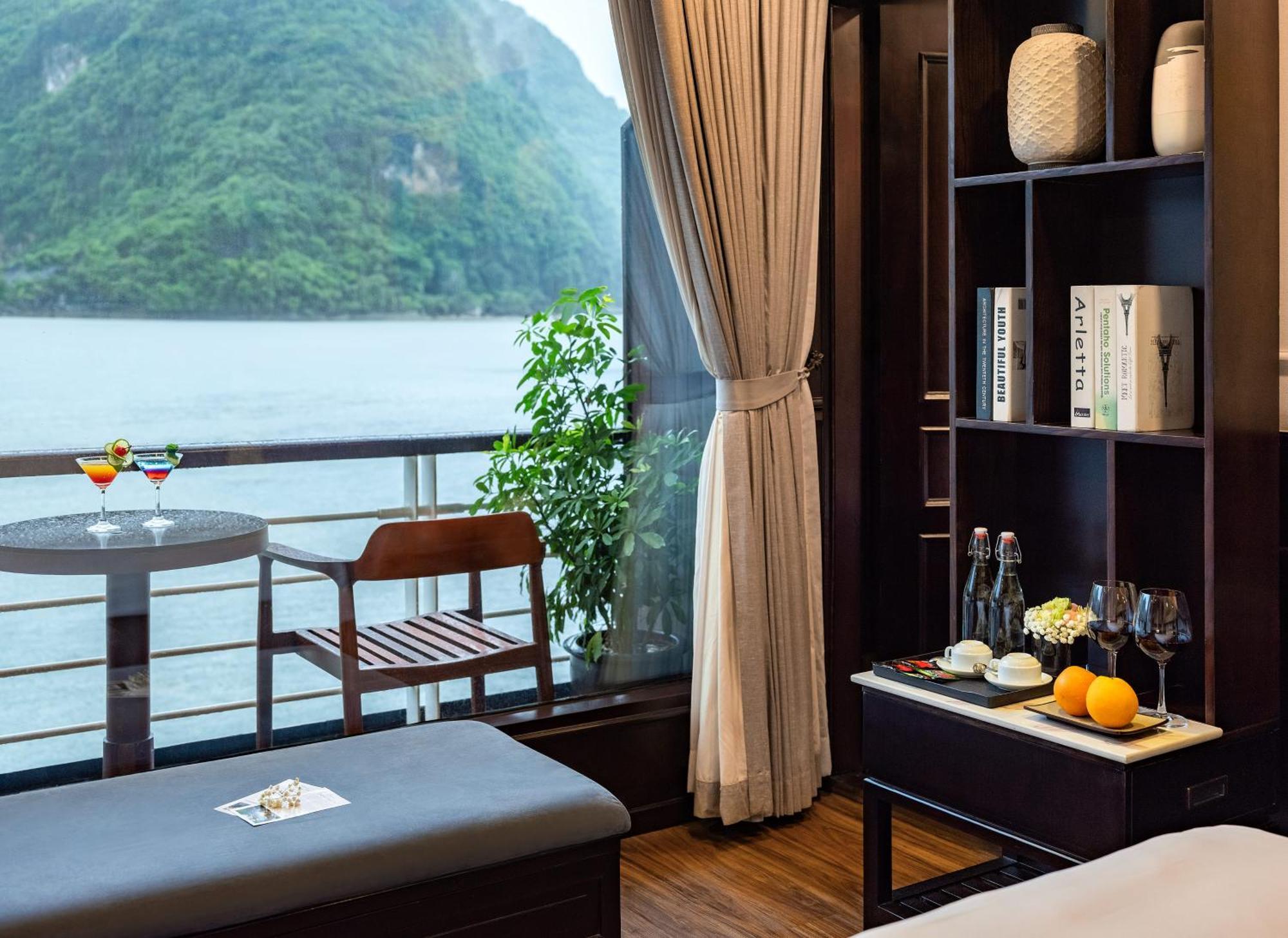 Amanda Luxury Cruise Hotel Ha Long Exterior photo