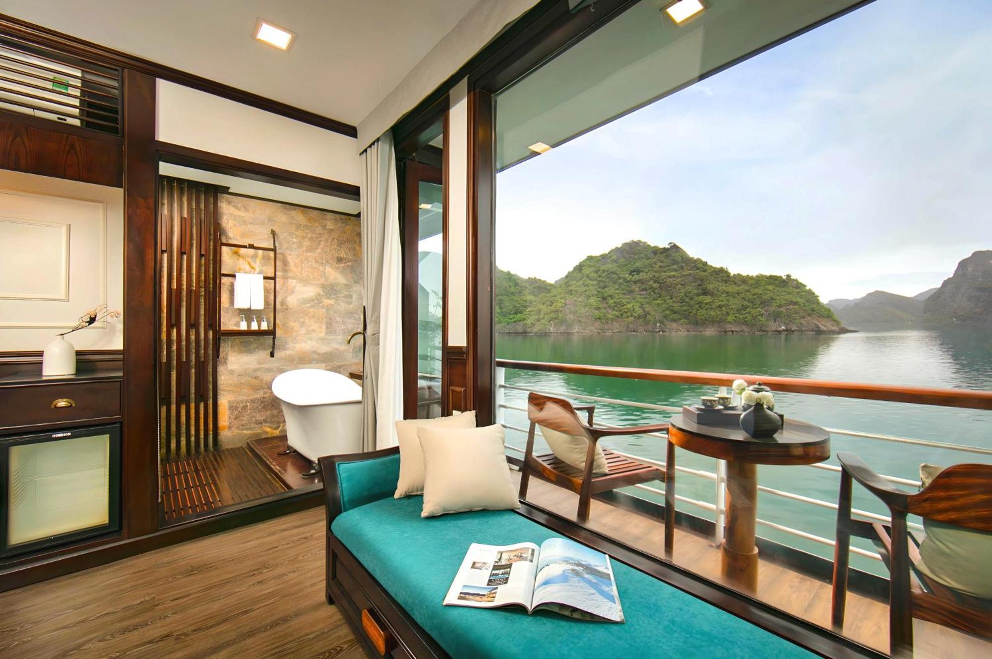 Amanda Luxury Cruise Hotel Ha Long Exterior photo